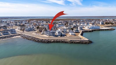 /international/us/12-n-new-york-avenue-north-wildwood-nj-110098308609/