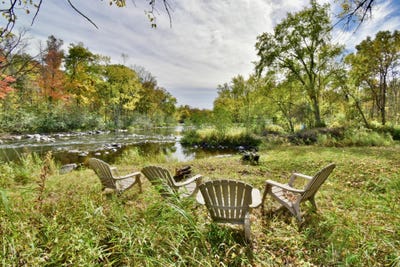 /international/us/26622-riverview-drive-mora-mn-110120107524/
