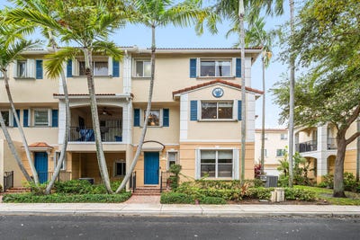 /international/us/2897-s-greenleaf-circle-boynton-beach-fl-110106962212/