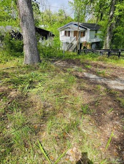 /international/us/1203-main-st-chattahoochee-fl-110102333672/