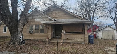 /international/us/117-e-clark-street-brookfield-mo-110106603025/