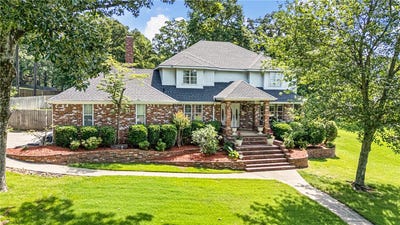 /international/us/504-heartland-drive-russellville-ar-110108588509/