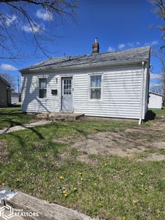 /international/us/805-e-mary-street-ottumwa-ia-110107014778/