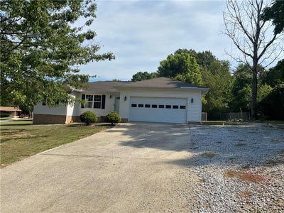 /international/us/1267-hawkins-street-harrison-ar-110120653734/