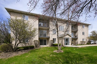 /international/us/12936-w-159th-street-homer-glen-il-110107385651/