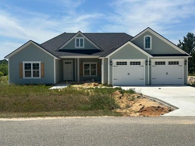 /international/us/402-bailey-circle-thomasville-ga-110107506991/