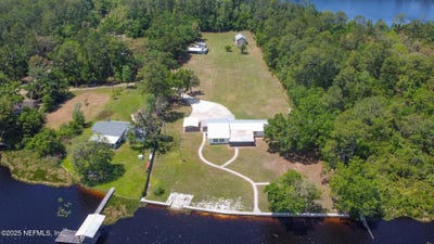/international/us/114-evergreen-court-interlachen-fl-110098928031/