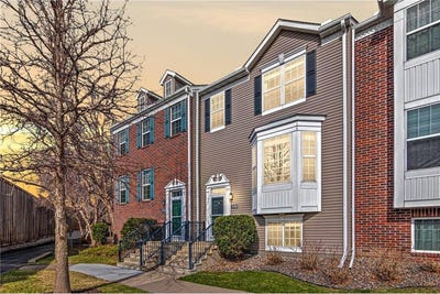 /international/us/4108-parker-trail-robbinsdale-mn-110107982722/