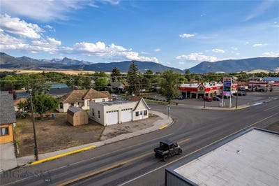 /international/us/804-e-park-street-livingston-mt-110101702783/