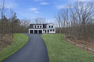 /international/us/164-scott-road-cumberland-ri-110106553264/