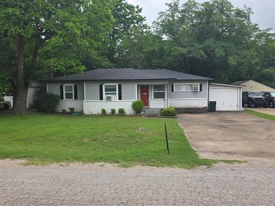 /international/us/212-w-7th-street-lancaster-tx-110099960970/