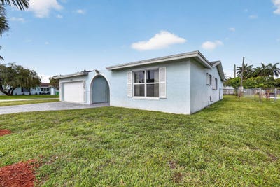 /international/us/2205-nw-72nd-avenue-sunrise-fl-110107867577/