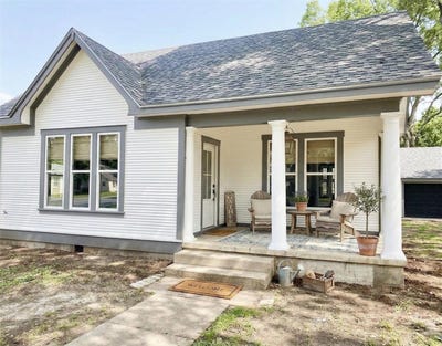 /international/us/502-upton-ave-schulenburg-tx-110106240250/