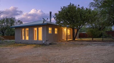 /international/us/227-herdner-road-taos-nm-110108267807/