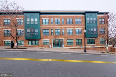 /international/us/2101-n-monroe-street-arlington-va-110101306596/