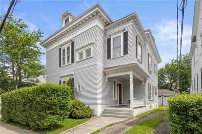 /international/us/42-mann-avenue-newport-ri-110106917970/