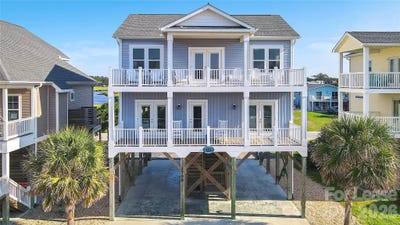 /international/us/1708-w-dolphin-drive-oak-island-nc-110108143904/