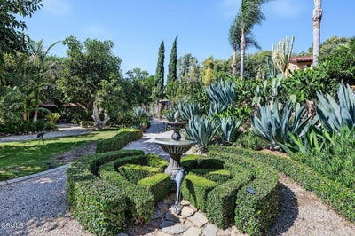 /international/us/11110-e-las-posas-road-camarillo-ca-110120017526/