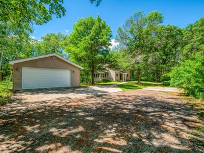 /international/us/5118-deerwood-lane-ne-bemidji-mn-110109132774/