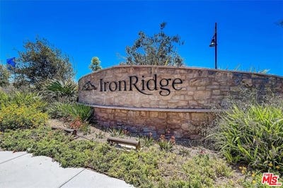 /international/us/302-limestone-lake-forest-ca-110105526718/
