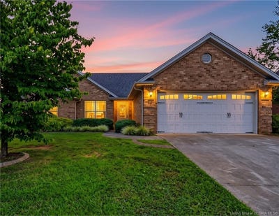 /international/us/1009-pioneer-lane-greenville-in-110109582659/