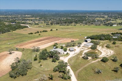 /international/us/34-cravey-rd-boerne-tx-110106980053/