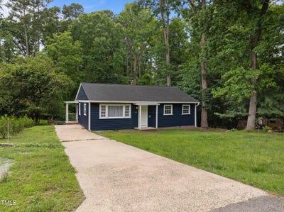 /international/us/105-hanna-street-carrboro-nc-110100266133/
