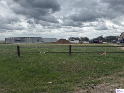 /international/us/1855-armory-place-brandenburg-ky-110107002871/