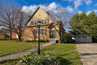 /international/us/300-w-main-street-mt-vernon-ky-110106498721/