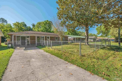 /international/us/1019-woodbury-pl-cantonment-fl-110107200924/