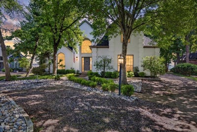 /international/us/122-saint-annes-drive-mabank-tx-110108256044/