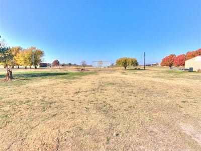 /international/us/n-2810-road-kingfisher-ok-110103419024/