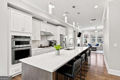 /international/us/6580-aria-village-drive-sandy-springs-ga-110119900488/