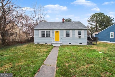 /international/us/217-locust-avenue-colonial-beach-va-110106466942/