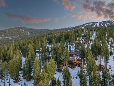 /international/us/2526-n-summit-place-truckee-ca-110098456717/