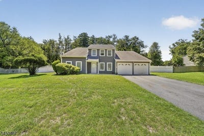 /international/us/15-harper-rd-south-brunswick-twp-nj-110119459475/