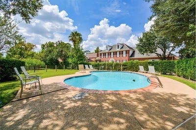 /international/us/9400-doliver-drive-houston-tx-110109855437/