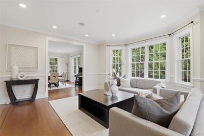 /international/us/8-e-clinton-avenue-irvington-ny-110107039044/