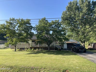 /international/us/1162-maple-hollow-road-duncansville-pa-110109215813/