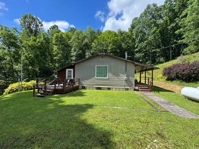 /international/us/243-davis-run-rd-pennsboro-wv-110109603005/