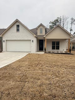 /international/us/62-pine-street-marion-ar-110103342302/