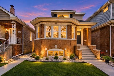 /international/us/2711-n-77th-avenue-elmwood-park-il-110120038858/