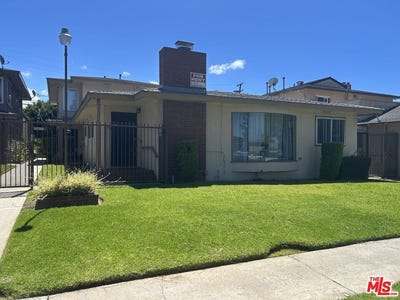 /international/us/10432-crenshaw-blvd-inglewood-ca-110108413935/