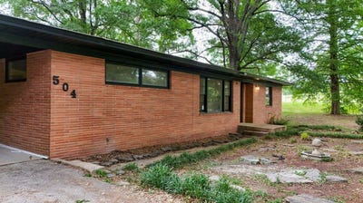 /international/us/504-shadow-lane-jonesboro-ar-110108334098/