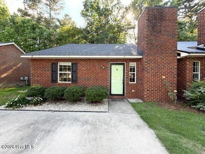 /international/us/1804-summerhaven-drive-greenville-nc-110108389527/