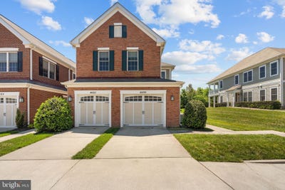 /international/us/44125-peirosa-terrace-chantilly-va-110108439413/