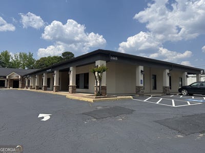 /international/us/1445-old-mcdonough-highway-se-conyers-ga-110108382705/