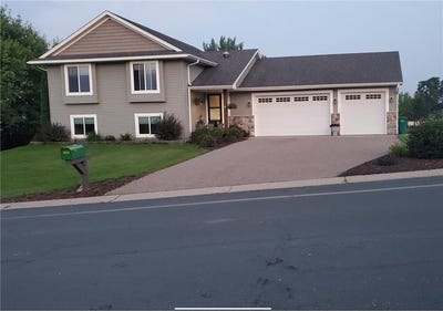 /international/us/822-deer-path-montgomery-mn-110101067061/?lang=en