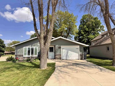 /international/us/745-garfield-ave-sheldon-ia-110108225306/