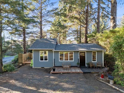 /international/us/15-ne-keene-avenue-depoe-bay-or-110104949204/
